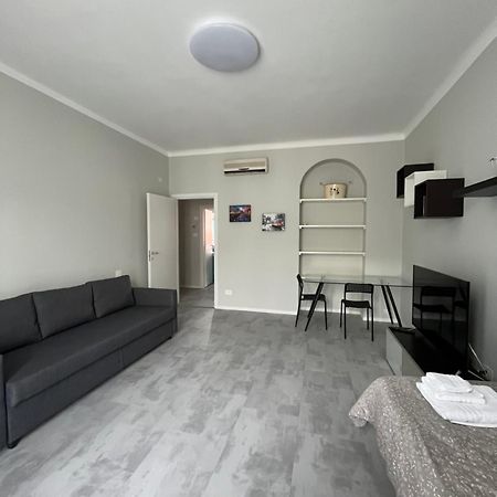 Giacomino Apartment Central Station Milano Ngoại thất bức ảnh